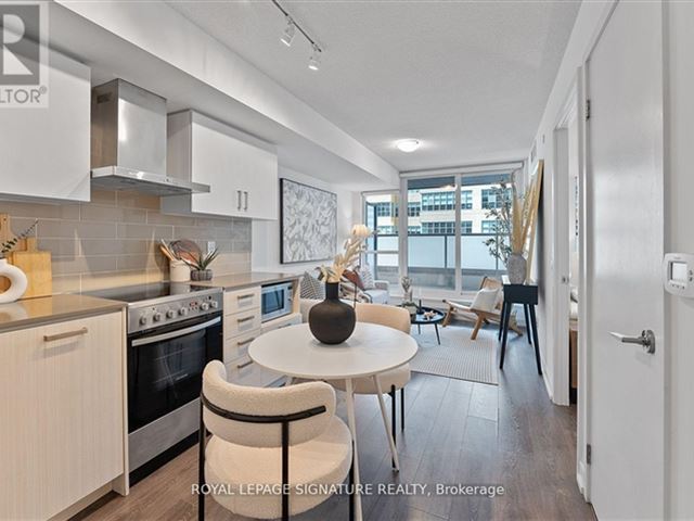 The Eglinton - 305 125 Redpath Avenue - photo 1