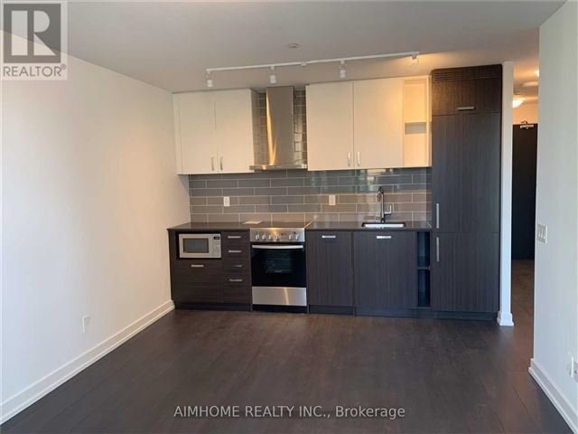 The Eglinton - 905 125 Redpath Avenue - photo 2