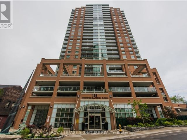 The Tower at King West - 606 125 Western Battery Road - photo 1