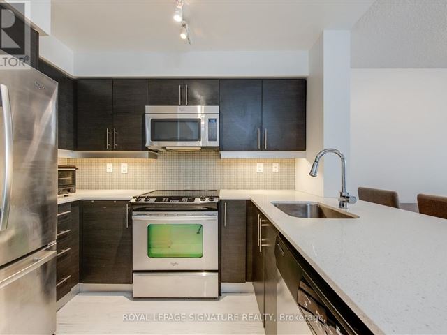 The Tower at King West - 606 125 Western Battery Road - photo 2