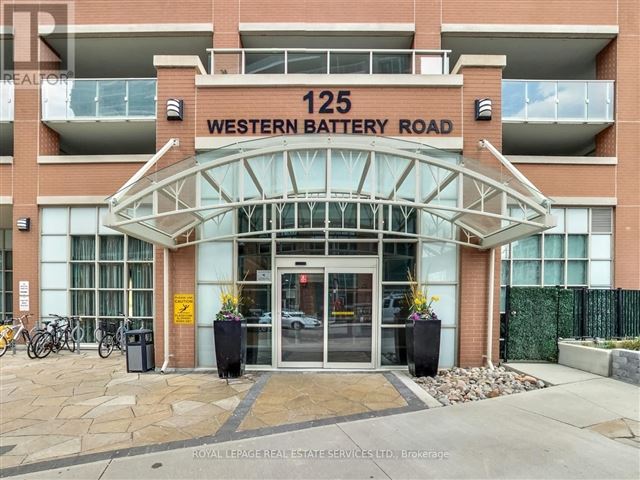 The Tower at King West - 502 125 Western Battery Road - photo 2