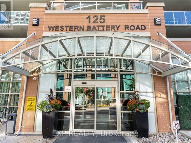 The Tower at King West - 2310 125 Western Battery Road - photo 2