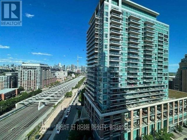 The Tower at King West - 1403 125 Western Battery Road - photo 1