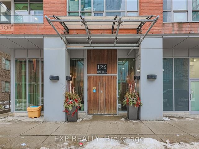 Boutique 2 - 1903 126 Simcoe Street - photo 2