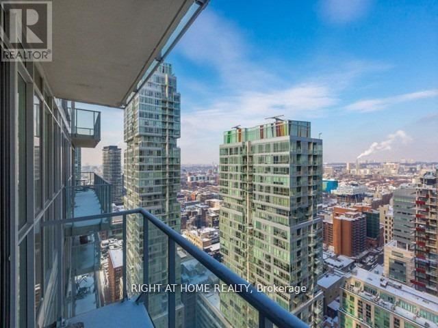 Boutique 2 - 3105 126 Simcoe Street - photo 1