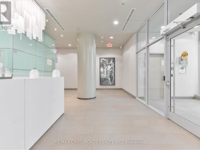 Boutique 2 - 506 126 Simcoe Street - photo 3