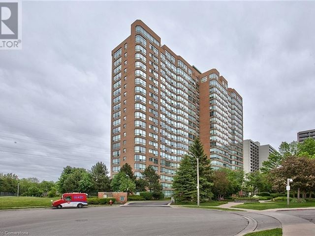 1276 Maple Crossing BLVD - 1408 1276 Maple Crossing Boulevard - photo 1