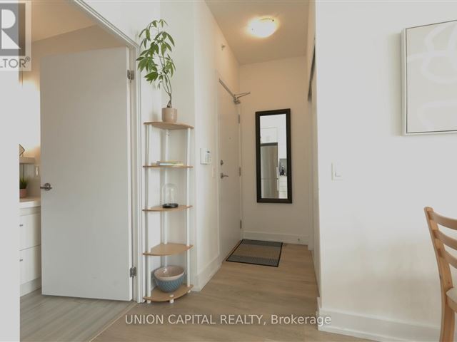 Connect Condos - 712 128 Fairview Mall Drive - photo 3