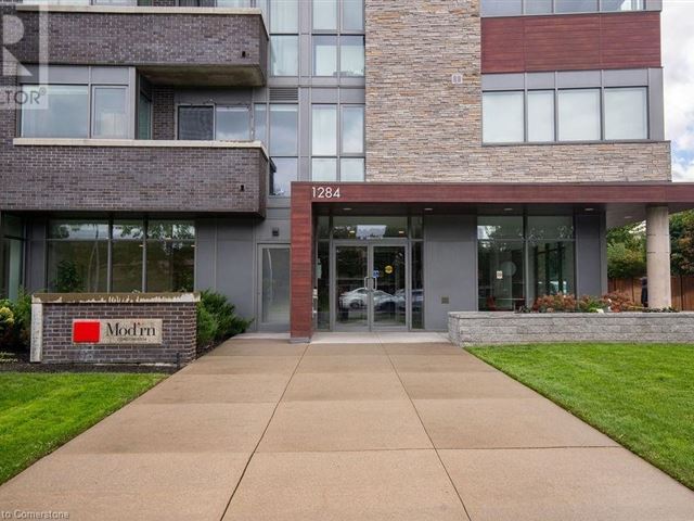 The Mod'rn Condominium - 417 1284 Guelph Line - photo 1