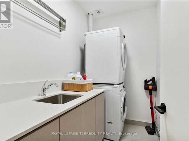 The Poet Condos - 607 1285 Queen Street East - photo 2