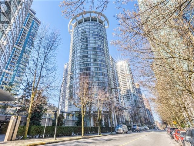 The Palisades West Tower - 403 1288 Alberni Street - photo 1