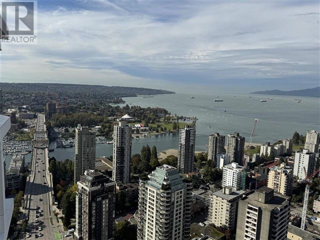 One Burrard Place - 4701 1290 Burrard Street - photo 2