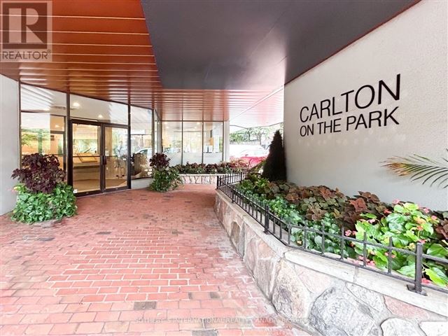 Carlton on the Park - 906 130 Carlton Street - photo 1