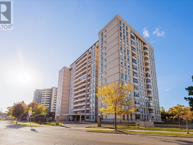 130 Neptune Drive Condos - 607 130 Neptune Drive - photo 1