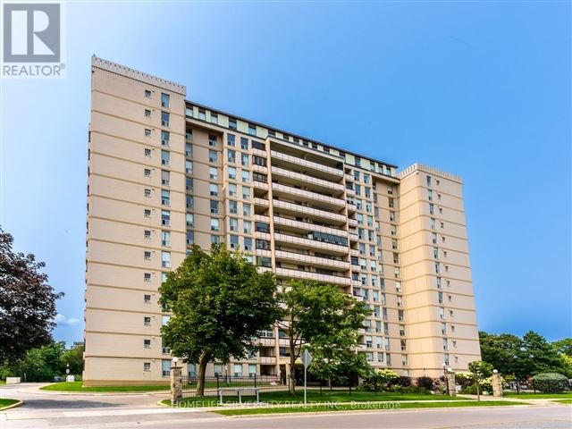 130 Neptune Drive Condos - 708 130 Neptune Drive - photo 1