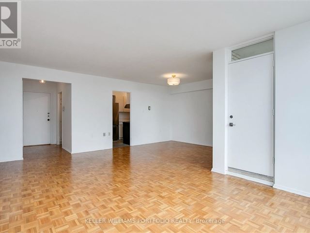 130 Neptune Drive Condos - 403 130 Neptune Drive - photo 3