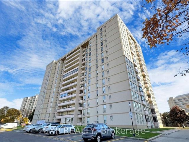 130 Neptune Drive Condos - 906 130 Neptune Drive - photo 2