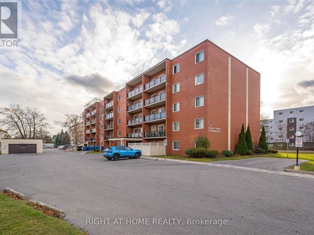 Tolmin Towers - 506 131 Taunton Road East - photo 1