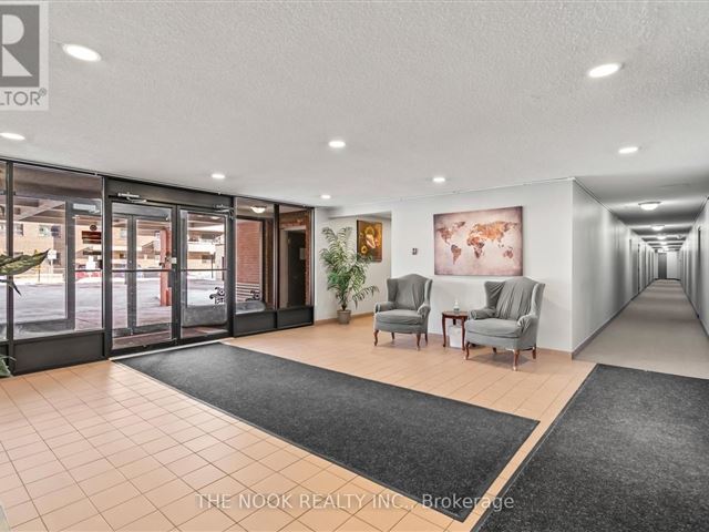 Tolmin Towers - 407 131 Taunton Road East - photo 3