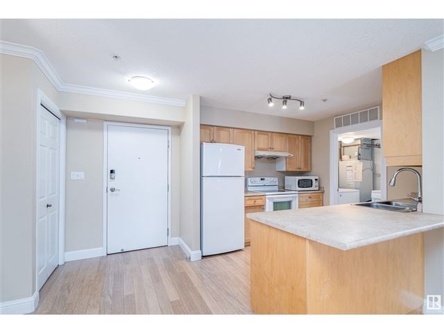 13111 140 AVE NW - 229 13111 140 Avenue Northwest - photo 3