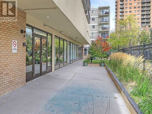 1330 15 AVE SW - 801 1330 15 Avenue Southwest - photo 2