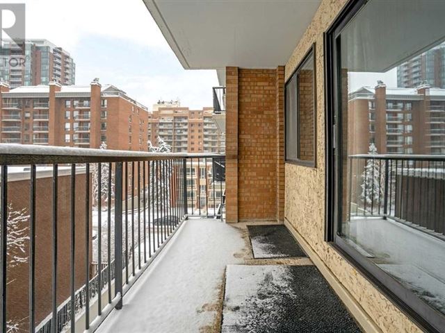 1330 15 AVE SW - 404 1330 15 Avenue Southwest - photo 2