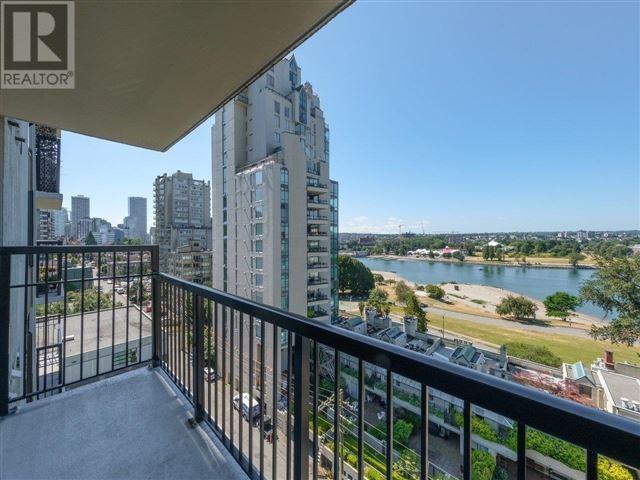 Westsea Towers - 806 1330 Harwood Street - photo 1