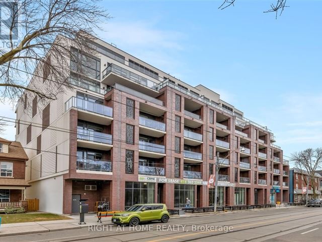 George Condos & Towns - 314 1331 Queen Street East - photo 1