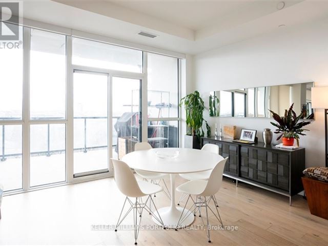 George Condos & Towns - 802 1331 Queen Street East - photo 2