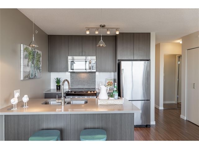 Ultra - 2215 13325 102a Avenue - photo 1