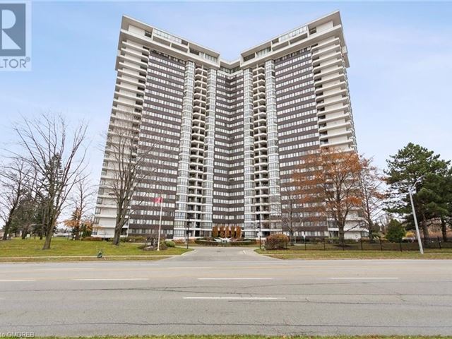 Applewood Place - 901 1333 Bloor Street - photo 2