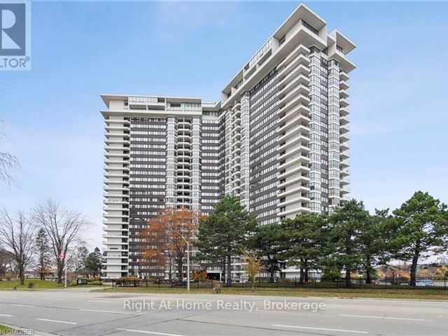 Applewood Place - 901 1333 Bloor Street - photo 1