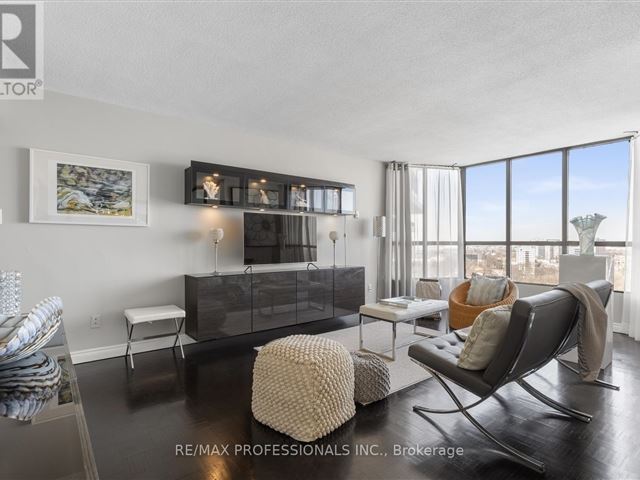 Applewood Place - 2319 1333 Bloor Street - photo 2