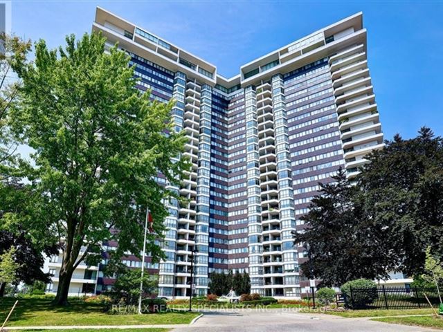 Applewood Place - 1816 1333 Bloor Street - photo 1