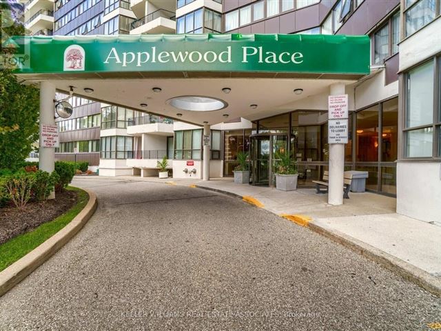 Applewood Place - 914 1333 Bloor Street - photo 3