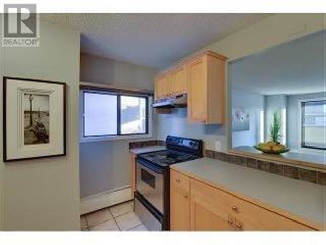 1334 12 Av Sw - 201 1334 12 Avenue Southwest - photo 2