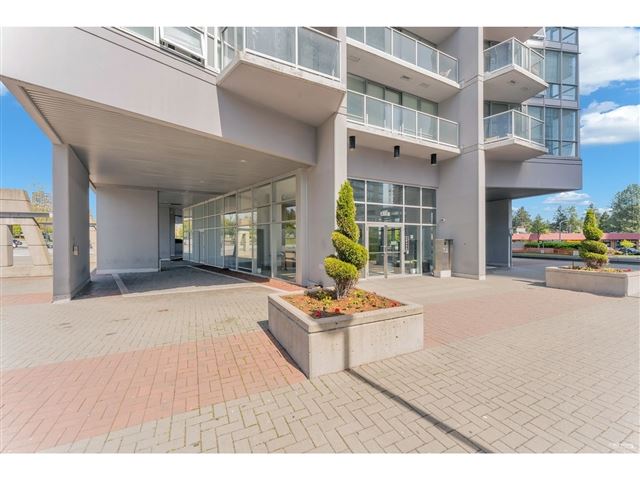 Infinity - 402 13618 100 Avenue - photo 1