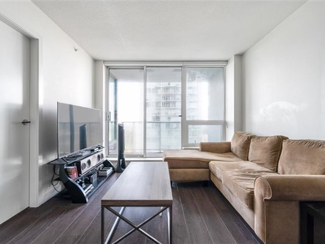 Park Avenue West - 2707 13750 100 Avenue - photo 2