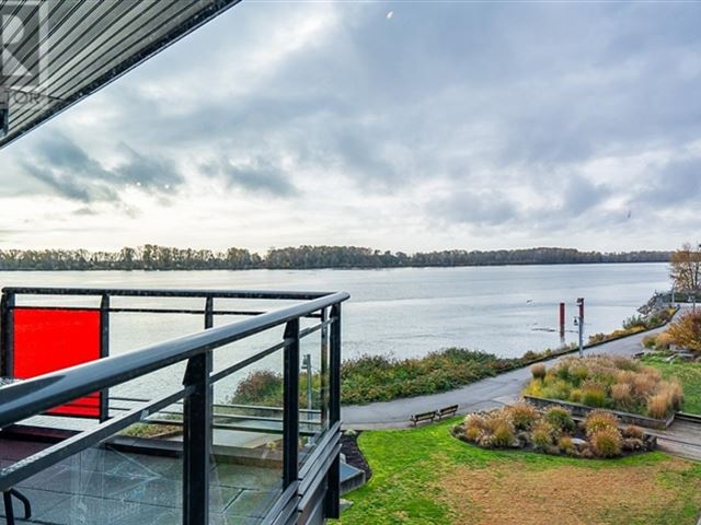 Waterstone Pier - 412 14100 Riverport Way - photo 1