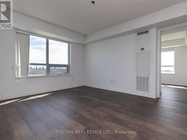 Fuse2 Condos - 1902 1420 Dupont Street - photo 2