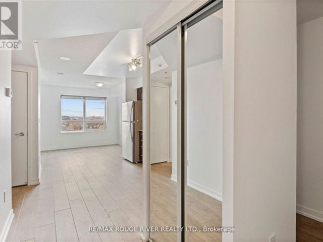 Fuse2 Condos - 1007 1420 Dupont Street - photo 3