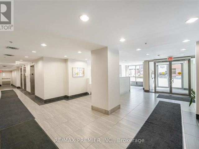 Fuse2 Condos - 716 1420 Dupont Street - photo 2