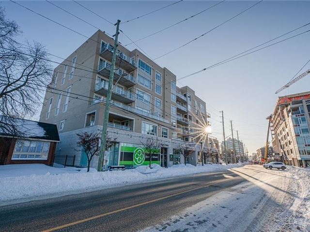 Piccadilly - 303 1422 Wellington Street West - photo 1