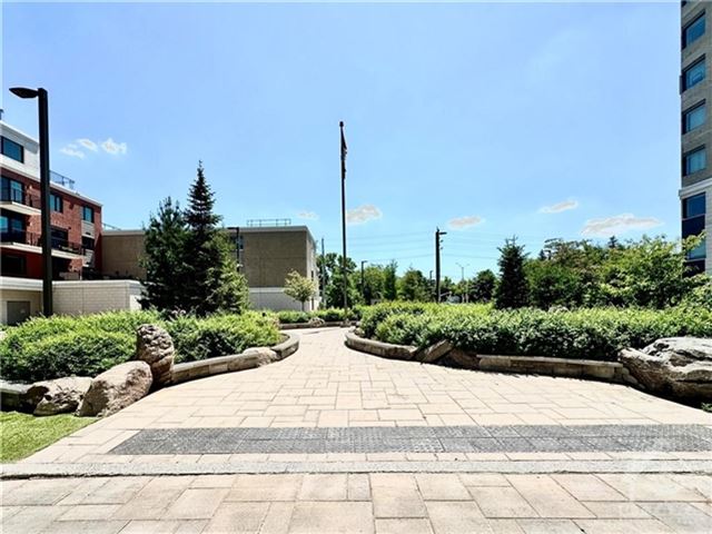 Les Terrasses Francesca - 131 1425 Vanier Parkway - photo 2