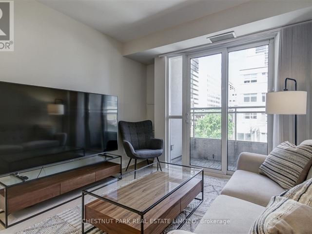 The Clairmont - 302 1430 Yonge Street - photo 2