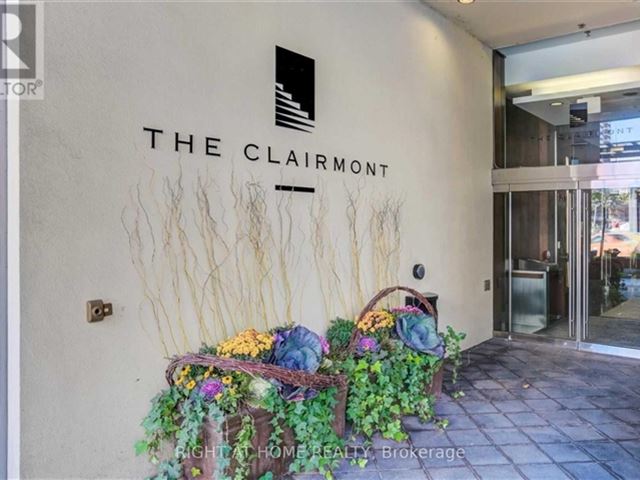 The Clairmont - 605 1430 Yonge Street - photo 2