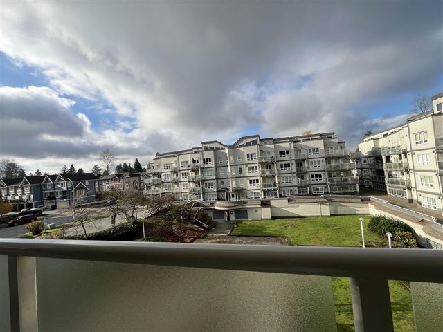 Claridge Court - 301 14355 103 Avenue - photo 1