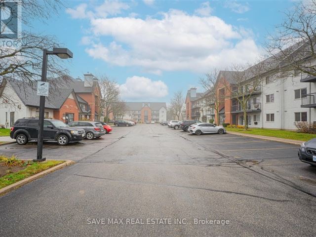 Glen Abbey Village - 224 1450 Glen Abbey Gate - photo 2