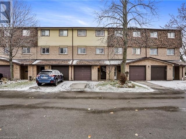 1455 Garth Condos - 36 1455 Garth Street - photo 3