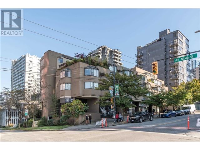 The Colonnade - 403 1455 Robson Street - photo 2